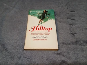 Hilltop by Jennette Letton, PB, 1968, Paperback Library Gothic, Thriller - Imagen 1 de 8