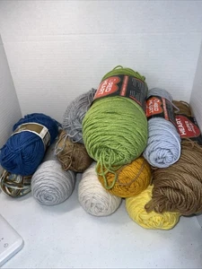 ACRYLIC YARN 4 PLY WORSTED WEIGHT SCRAP YARN LOT Of 11 Skeins Red Heart - Picture 1 of 3