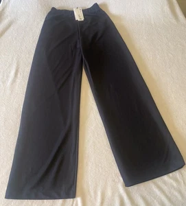 Zara, schwarze Hose mit weitem Bein, Gummibund, dehnbar, Viskose, Gr. M - Bild 1 von 6