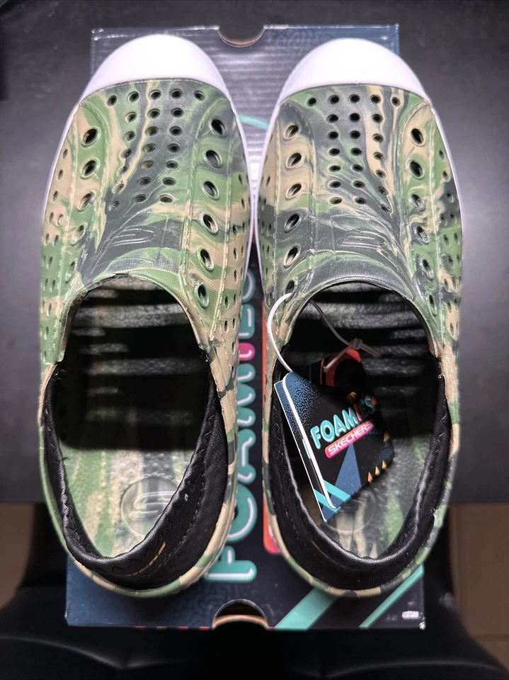 Skechers Foamies Guzman Steps-Solar Surge Camo Youth Size 4