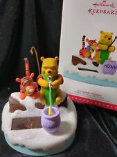 Hallmark 2015 Ice Fishin' Friends - Winnie the Pooh Collection Magic Mint w/ Box