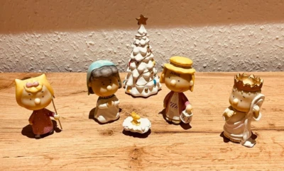 Peanuts Nativity Christmas Nativity Figures 6 Piece Set No Snoopy **NEW** - Image 1 of 4