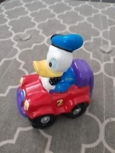 Vintage Enesco Porzellan Donald Duck rot Rennwagen - Bild 1 von 9