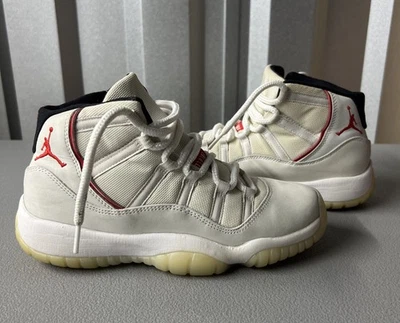 Size 6Y or 7.5 Wmns- Jordan 11 Retro Platinum Tint (GS) - Imagem 1 de 4