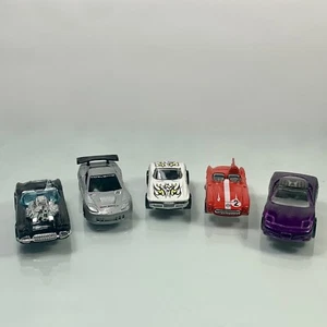 Mattel Hot Wheels Chevrolet Corvettes 5 Stück 1:64 Diecast Autos (A) - Bild 1 von 6