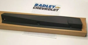 23440910 NEW GM OEM FRONT COMPARTMENT SHIELD CHEVROLET GMC B264D - Picture 1 of 2