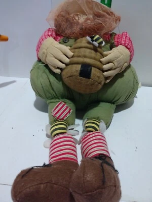 Cracker Barrel Susan Winget Shelf Sitter Beekeeper Rustic GUC - Image 1 of 4