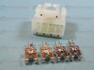 CONNETTORE FANALE POSTERIORE FIAT GRANDE PUNTO ALFA 147 4 VIE CON TERMINALI - Imagen 1 de 1