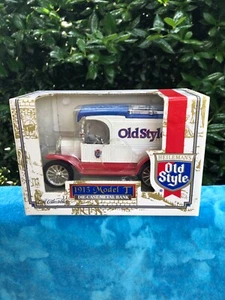 1913 FORD MODEL T HEILEMAN’S OLD STYLE DELIVERY TRUCK F359 1:25 Diecast Bank NIB - Picture 1 of 9
