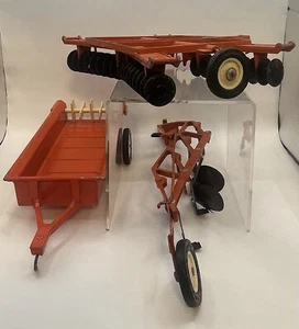 Vintage Ertl 1/16th Tractor Implements For Parts Only - Picture 1 of 17