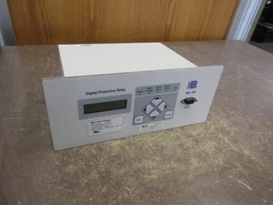 Basler BE1-700V Spannungs Digitales Schutzrelais N3N3X1N Rev. AR gebraucht - Bild 1 von 5