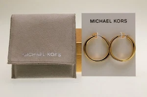 Pendientes de aro Michael Kors de acero inoxidable y pavé de cristal de oro MKJ8319710 - Imagen 1 de 3
