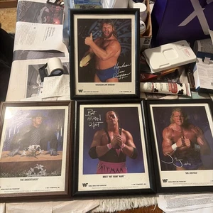 1991 handsignierte WWE Wrestler Pictures - Hacksaw Jim Duggan, Bret Hart, Undertaker - Bild 1 von 5