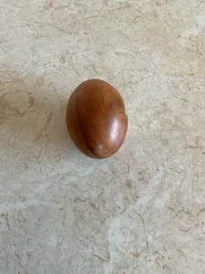 Wooden Carved Egg From New Zealand, Kauri Wood - Picture 1 of 3