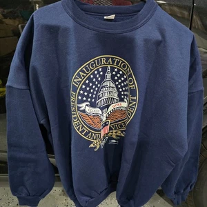 Vintage 1997 Clinton Gore President Inauguration Sweatshirt XL USA Seal Politics - Bild 1 von 5