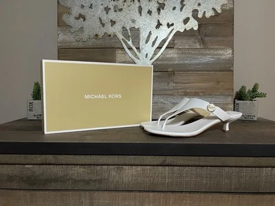 Michael Kors Lucinda 中跟鞋 滑鞋 凉鞋 白色 皮革 丁字裤 全新 7.5 — 第 1/4 张图片