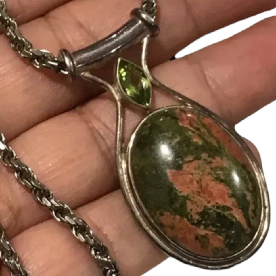 Sajen Sterling Unakite Pendant with Peridot on 20 Inch Snake Chain - 33 Grams - Image 1 of 4