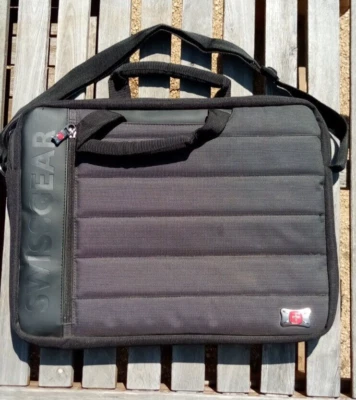 Swiss Gear 15” Laptop Correa para el Hombro Computadora Estuche Suave Mensajero Bolsa de Viaje Foto 1 de 4