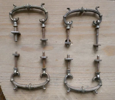 Lot de 4 POIGNEES ANCIENNES de MEUBLE, en LAITON, Art Déco (n°50) - Photo 1/4