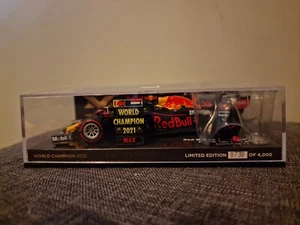 Max Verstappen Abu Dhabi 2021 World Champion Formula 1 Minichamps 1:43 - Picture 1 of 4