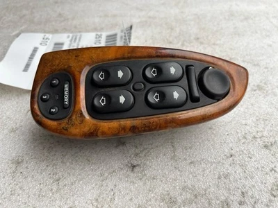 Interruptor puerta delantero JAGUAR XJ8 98 99 00 01 02 Foto 1 de 4