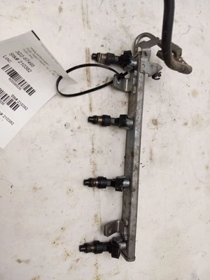 FUEL RAIL fits NISSAN ALTIMA 2017 - 2018 OEM - Image 1 of 4