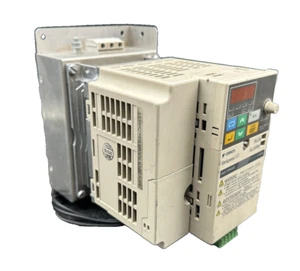 OMRON CIMR-V7AZ40P4 VARISPEED V7 INVERTER DRIVE - Picture 1 of 6