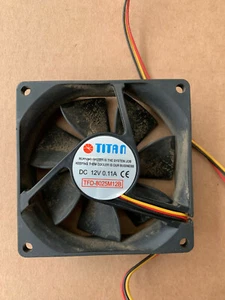 TITAN TFD-8025M12B Desktop PC Case Cooling Fan 80mm x 25mm, with 3-Pin Connector - Picture 1 of 3