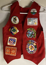 Vintage 1976 Boy Cub Scouts of America Red Felt Vest w/Patches - Horizons ‘76 