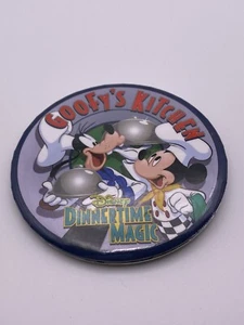 Disneyland Hotel Goofy’s Kitchen Button Pin - Dinnertime Magic 3” - Bild 1 von 2