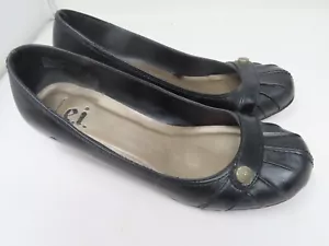 l.e.i. Womens Shoes Low Spool Heel Pumps Vera Style Black Round Toe Size 8.5 - Picture 1 of 4