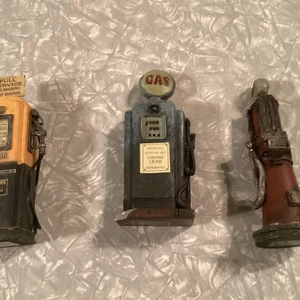 3 Figurine Resina Vintage Pompa Gas Auto 1998 Importazioni Popolari - Foto 1 di 16