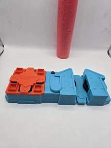 Hot Wheels Track Builder Power Booster Launcher FLK92 Arancione Blu 2017 FUNZIONANTE - Foto 1 di 8