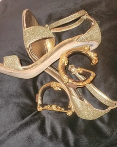 Gorgeous Dolce & Gabbana Gold Baroque Logo Heel, Shoes, Sandals Size 6.5 - Picture 1 of 14