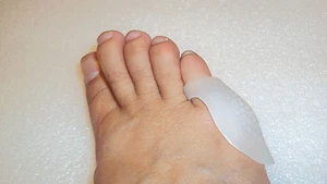 Gel protector de juanete para el cuidado de los pies para el dolor de pies para dedos pequeños - Imagen 1 de 7