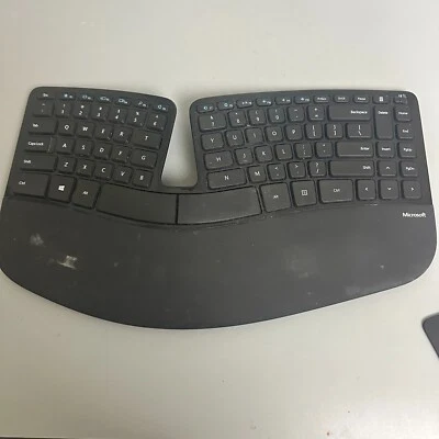 Microsoft Sculpt Ergonomic Keyboard 1559 - No Dongle - - Image 1 of 4