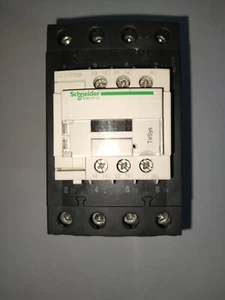 LC1DT60A CONTATTORE ELETTRICO SCHNEIDER 4 POLI 60A SPEDIZIONE VELOCE GRATUITA FEDEX - Foto 1 di 6