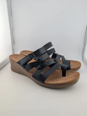 Sandalias de cuña Bare Traps talla 11 negras de cuero vegano con puntera Baretraps Theanna Foto 1 de 4