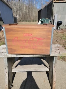 Caja de almacenamiento de madera vintage de Coca Cola década de 1990 - Imagen 1 de 11