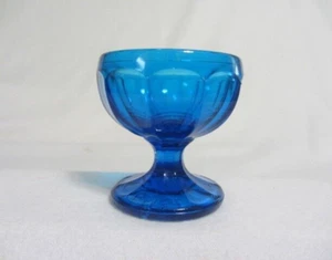 Imperial Glas 1969 ANAHEIM Sockelflöte mit Fuß offen Salz Dip Keller blau - Bild 1 von 5