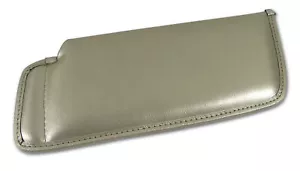 Corvette C3 Sunvisor Collector RH W/Mirror Option 1982 - Picture 1 of 3