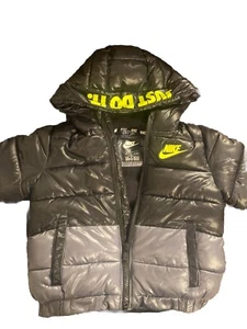 Giubbotto imbottito Nike bambino nero con zip taglia 2T nuovo senza etichette basta farlo - Foto 1 di 14