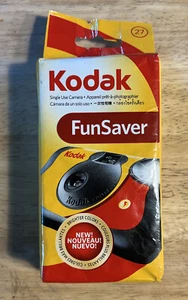 Kodak FunSaver Disposable 35mm Film Camera (27 Exposures) New Old Stock - Picture 1 of 6