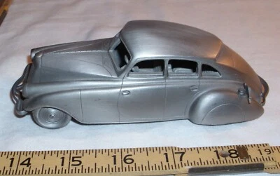 DANBURY MINT 1933 PIERCE SILVER ARROW CAR PEWTER 6" DIE CAST MODEL - Image 1 of 4