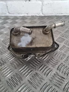 Enfriador de aceite MERCEDES W212 2.2 06E117021G - Imagen 1 de 13