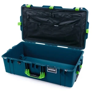 Indigo Blue & Lime Green Pelican 1615 Aircase mit Kombideckeltasche. - Bild 1 von 4