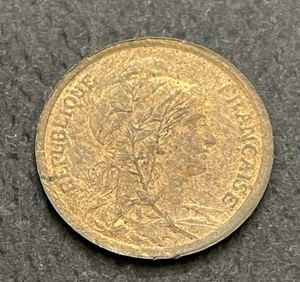 France 1913 One Centime Coin - Picture 1 of 2