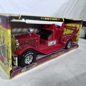 Nylint Classics Aerial Hook and Ladder Red Fire Truck No. 3010 New In Box - Picture 1 of 14