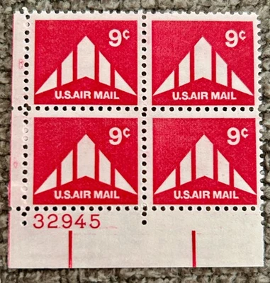 Scott #C77 Delta Wing, 1971-73 US 9¢ Stamp Block, MNH/OG, VF/XF - Image 1 of 2