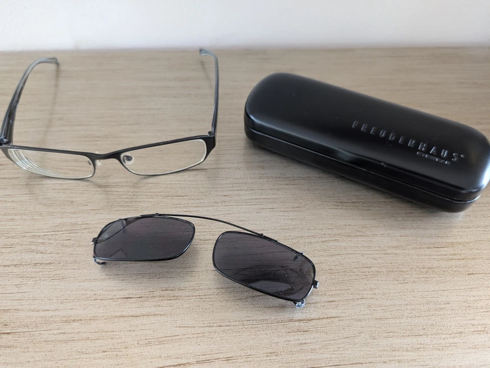 Óculos Freudenhaus titânio 52-17 135 Hamilton cinza Munique Alemanha  - Imagem 1 de 4